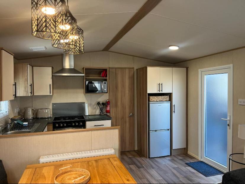 The Mountain Retreat Apartment อาวีมอร์ ภายนอก รูปภาพ